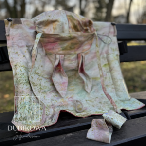 "Pink moss bunny" baby carrier